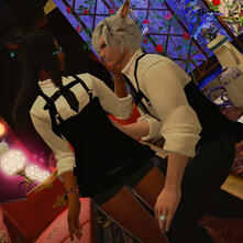 Sarnai & Wren